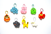 Breloczki zwierzątka pop it mix rozm.6cm 10 szt.